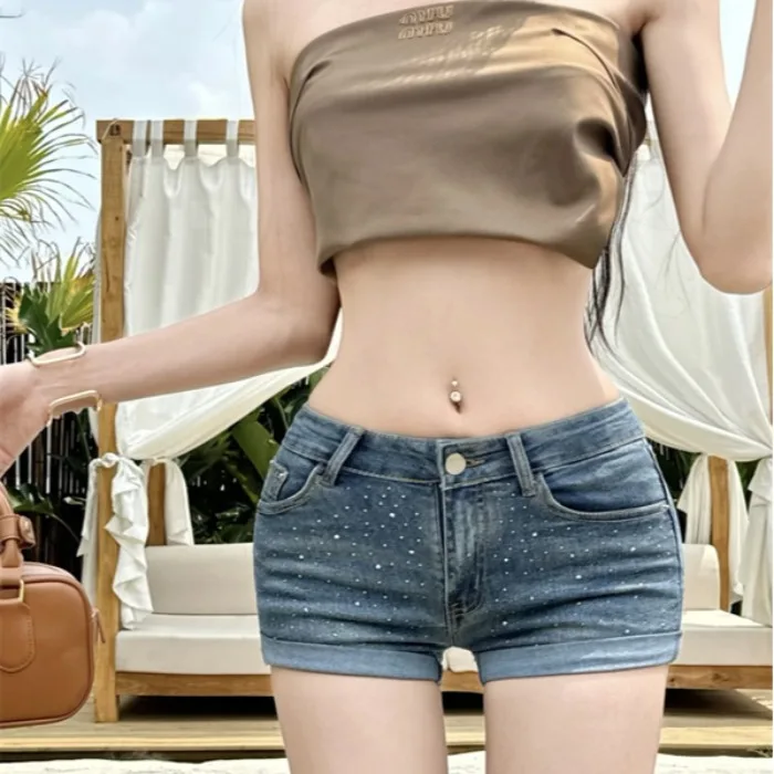 

American Style Hot Girl Low Waist Denim Shorts with Roll up Hem Star Print Summer New Arrival Casual Straight Leg Jeans