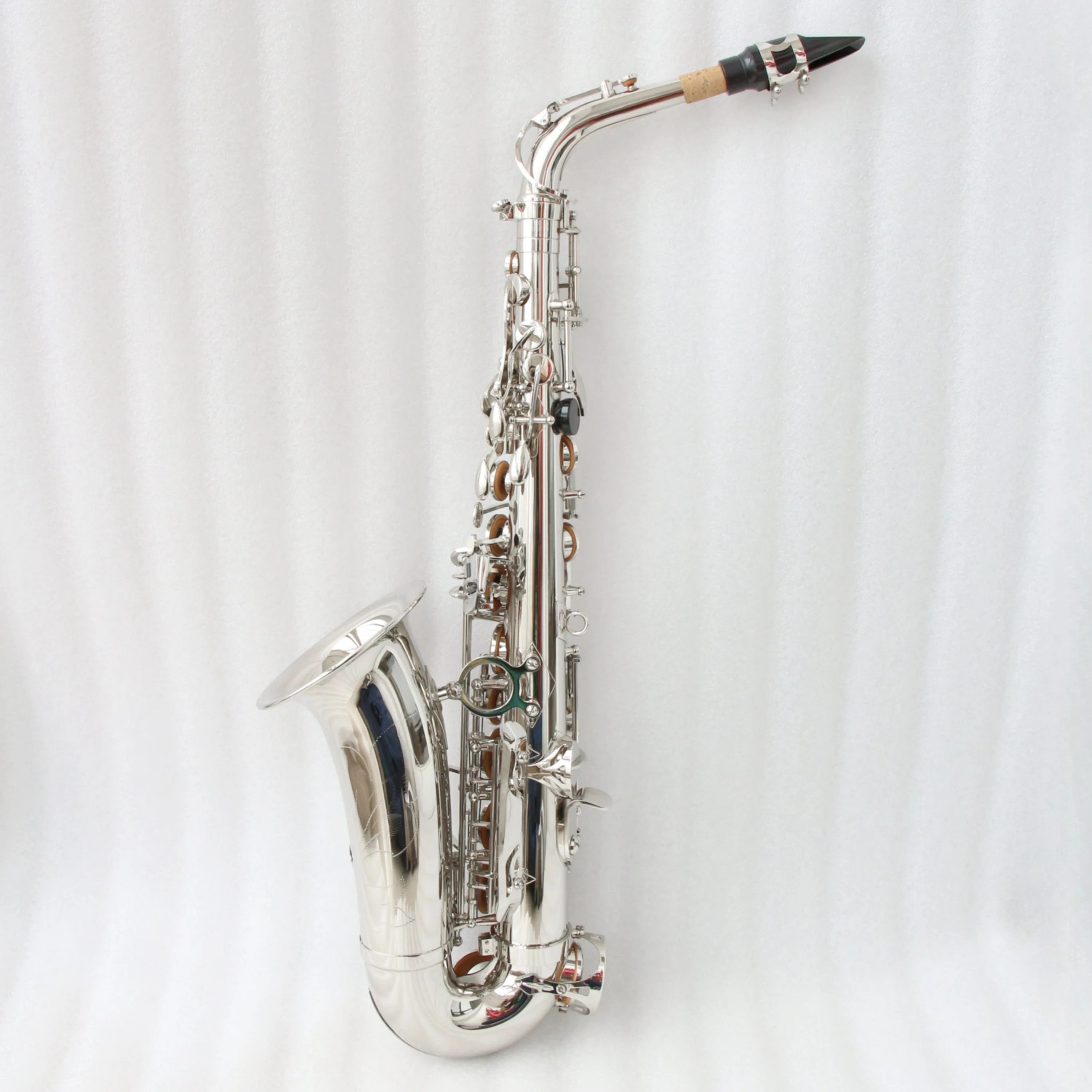 Hooqu Высококачественный посеребренный никелированный саксофон Красивая поверхность Идеальный звук Альт-саксофон Доступная цена Саксофон Альт