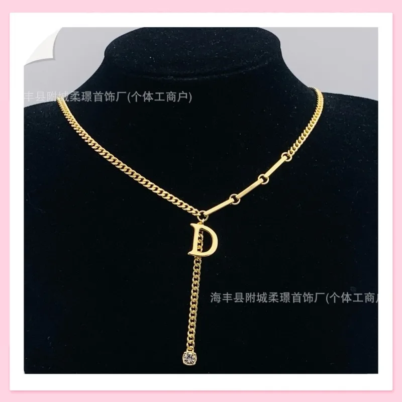 

Новое модное универсальное ожерелье с простыми буквами для повседневного образа