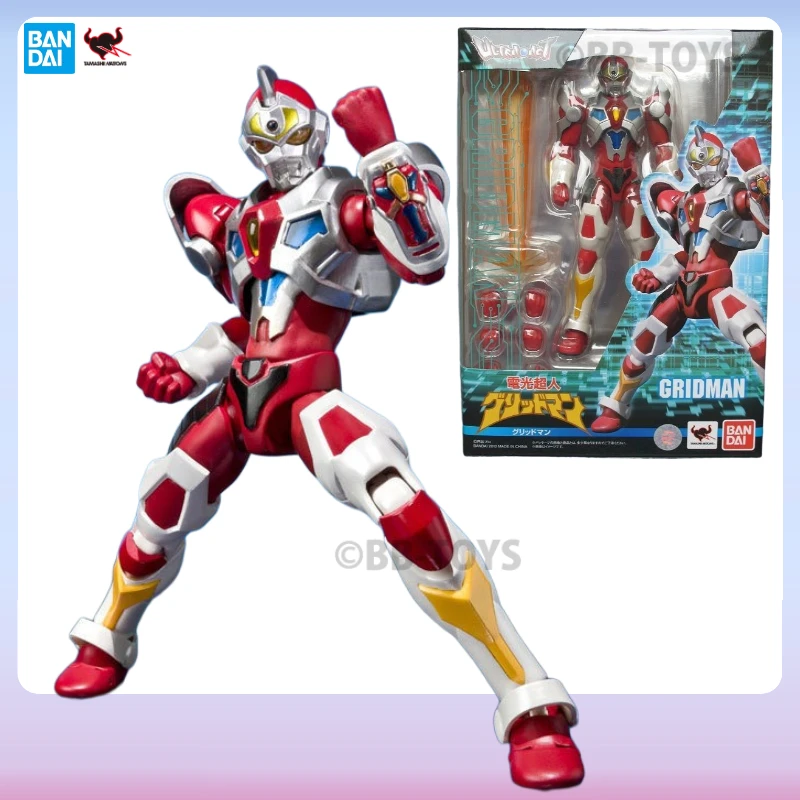 

В наличии Bandai ультра-экшн-фигурка из серии Ultraman GridMan, подвижная аниме, коллекционная оригинальная коробка, готовая игрушка, хобби