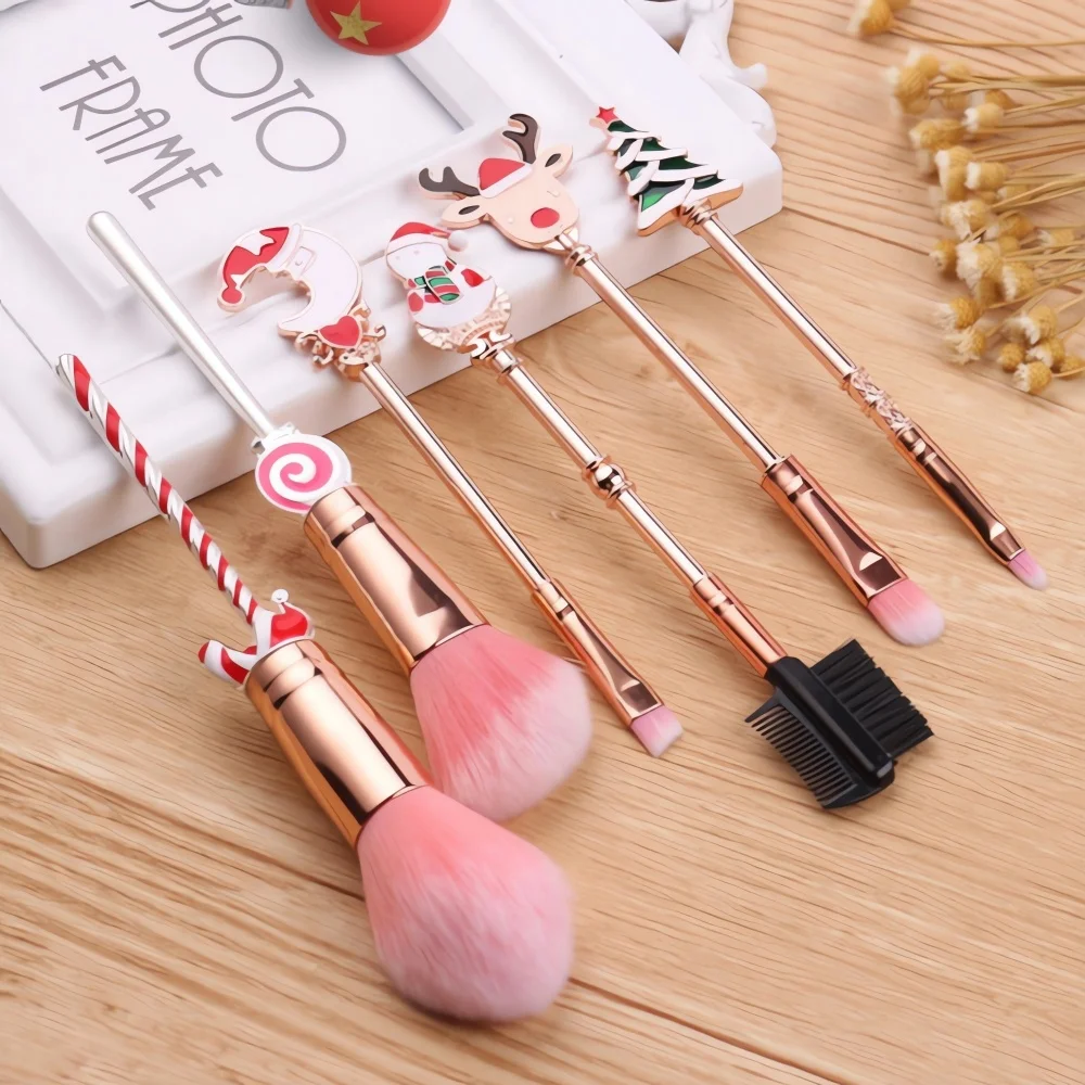 Conjunto de pincéis de maquiagem de Natal de 5/6 peças - presente de feriado |   Pincéis fofos de desenho animado de doces de árvore de Natal de rena de Papai Noel
