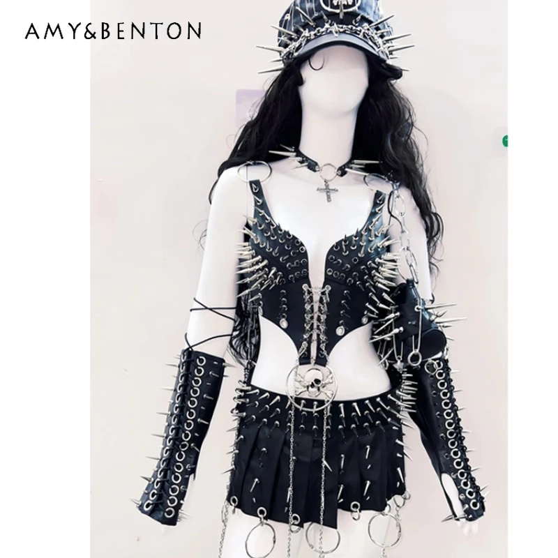 

Original Design Sweet Cool Sexy Black Heavy Rivet Women's Clothing 2025 Autumn New Punk Dark Subculture Mini Skirt Set Ladies