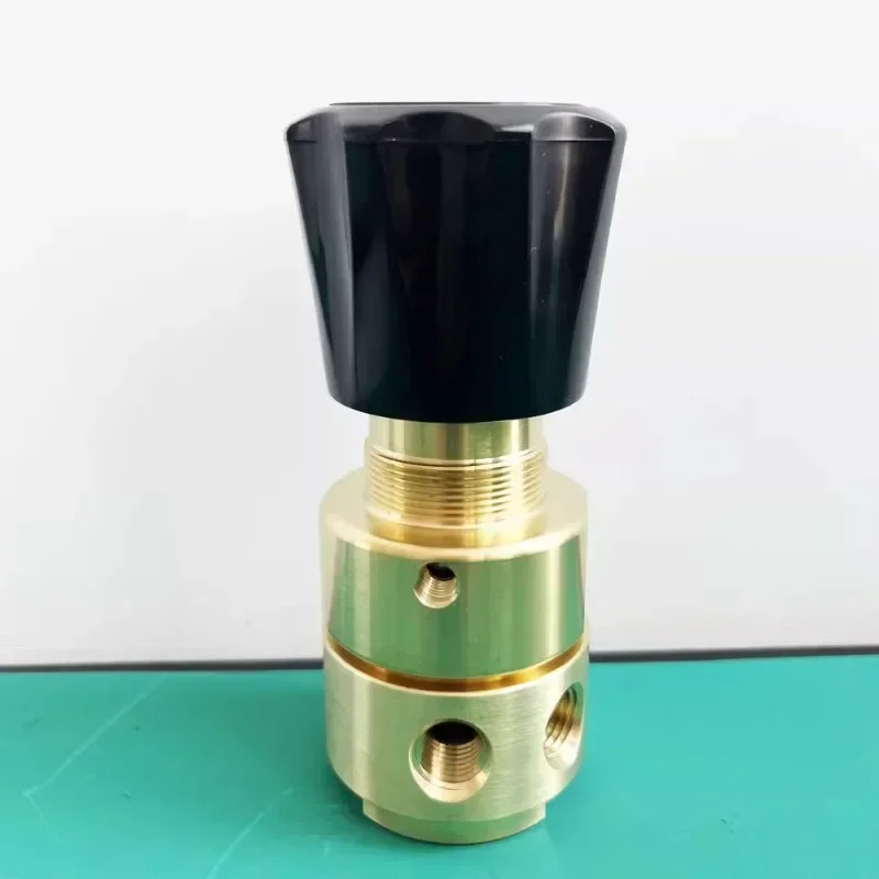 TESCOM regulator pressure reducing valve 44-2214-241 brass series SG