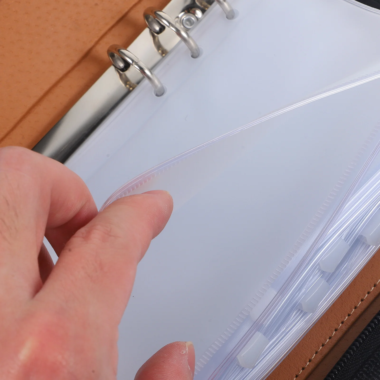 

1 комплект, коробка для хранения лекарств, водонепроницаемый органайзер для путешествий с маркированными откидными страницами, портативный чехол из искусственной кожи для таблеток, маленькая сумка для ежедневного использования