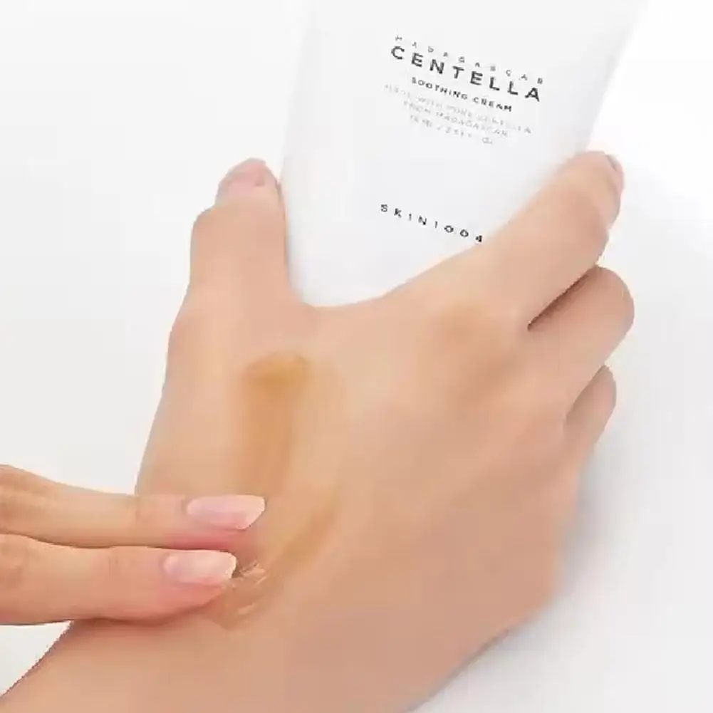 مجموعة العناية بالبشرة من كينتيللا اسياتيكا مصل تفتيح حبر حمض الهيالورونيك مع واقي من الشمس مقاوم للماء ومرطب ومهدئ للوجه