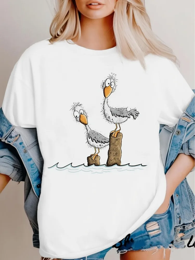 Funny Auntie Goose Drinking T-shirts Women Casual Humor Goose Short Sleeve Tops Tees Auntie Goose Is on The Loose Summer T-shirt