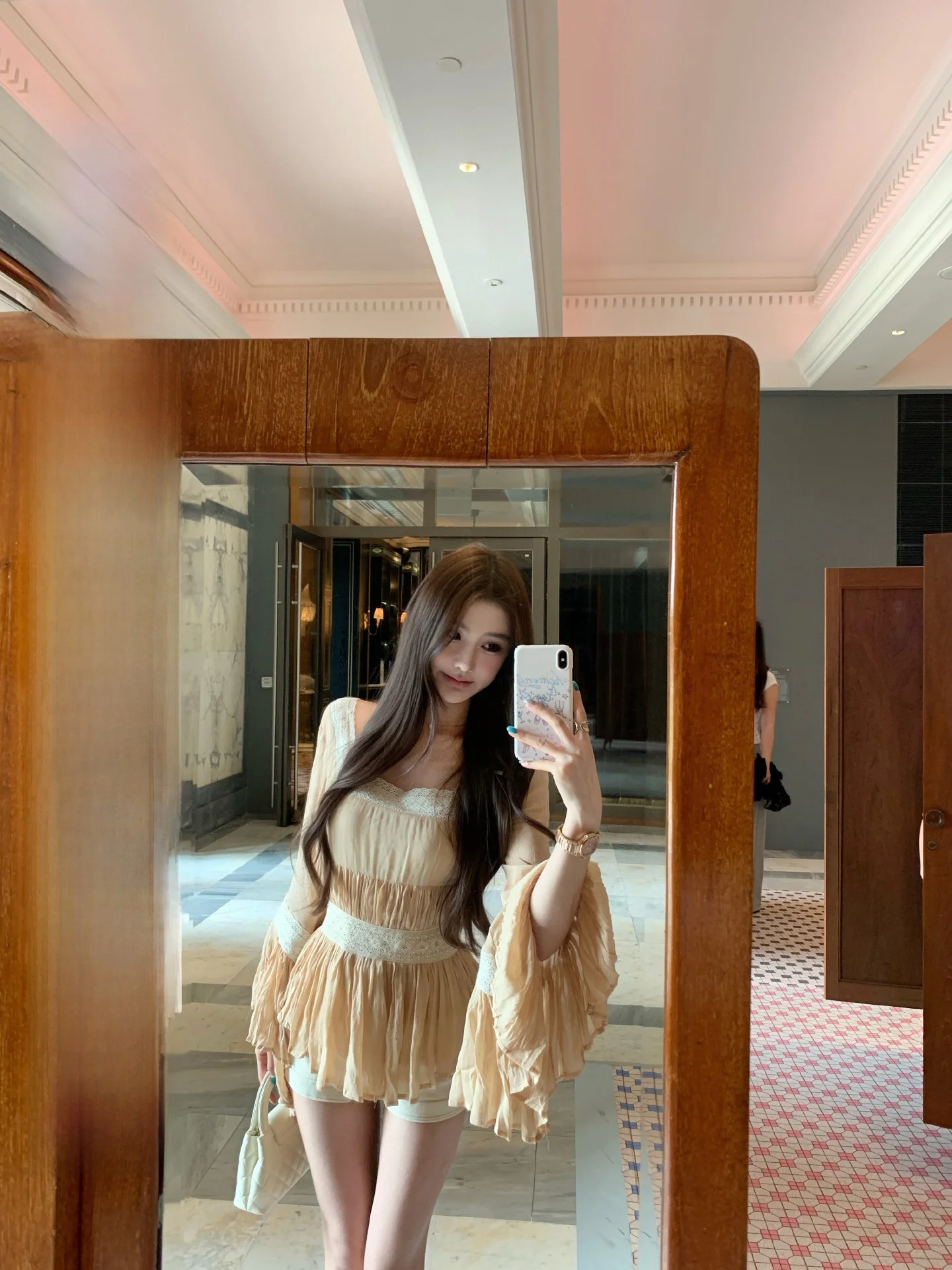 

OKMAOP Романтический многослойный женский шифоновый топ с квадратным вырезом, весенний сезон, с присборенной талией, кружевными длинными рукавами