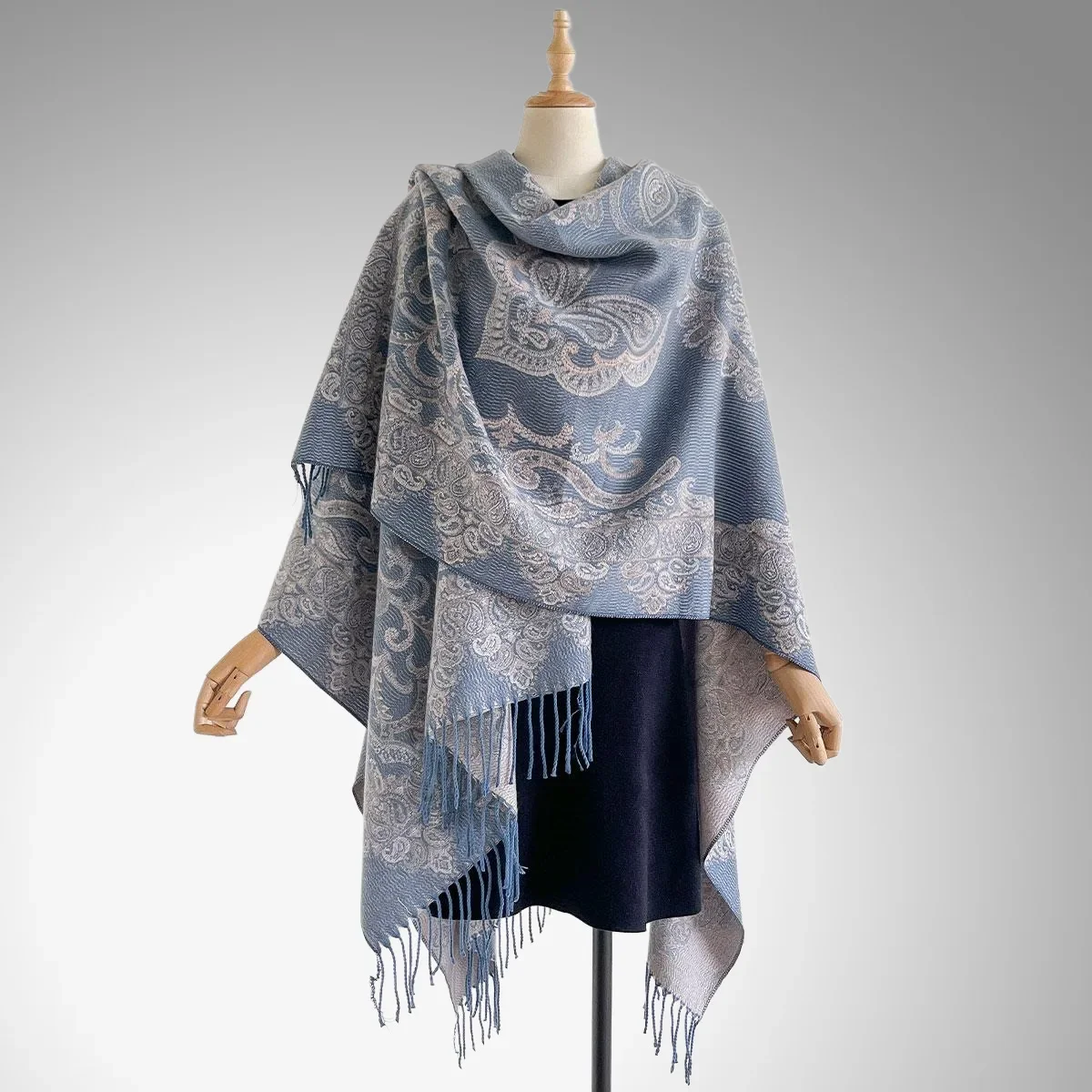 

2025 Autumn/Winter Foreign Trade Ethnic Wind Jacquard Cashmere Tassel Wrap Cardigan New Women's Scarf Wrap Poncho