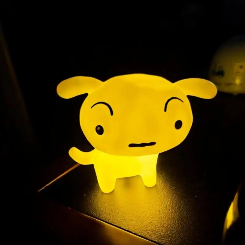 

Cartoon Kawaii Crayon Shin-chan Nohara Shiro Nightlight Bedhead Bedroom Sleep Cute Light Soft Light Eye Protection Desk Lamp