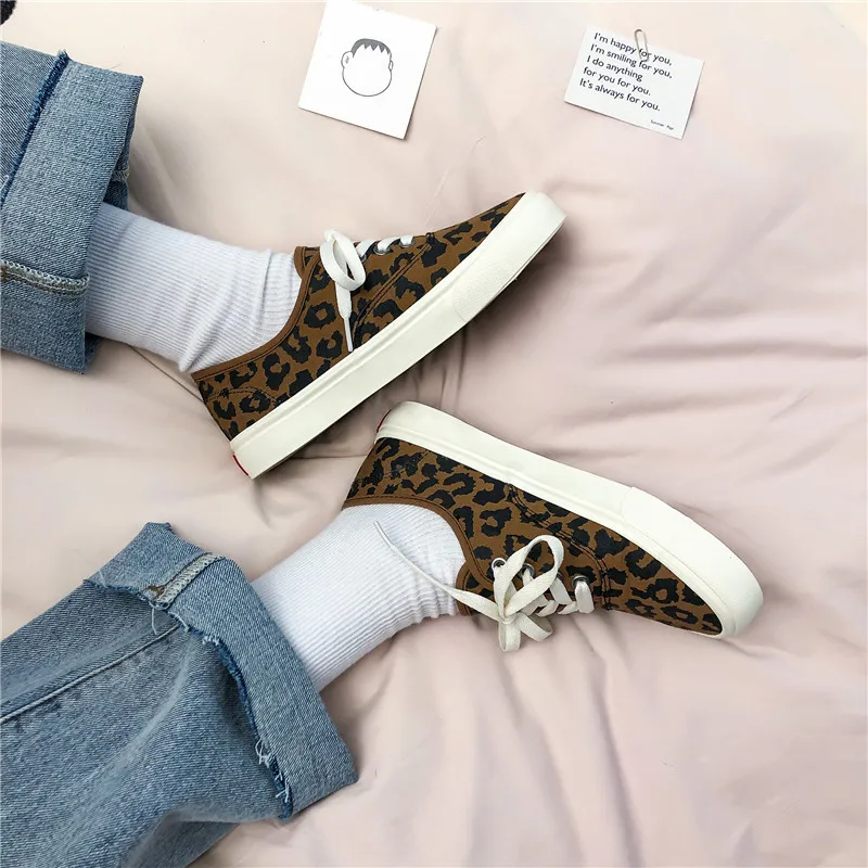 2023 Women Sneakers Leopard Canvas Lace Up Ladies Flats Outdoor Running Walking Shoes Comfortable Breathable Female Footwear