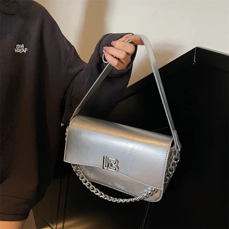 2026 ​Detachable Chain Office Transition Bag Caviar Grain Underarm Purse Desk To Weekend Ergonomic Carry System Premium​ - view 5