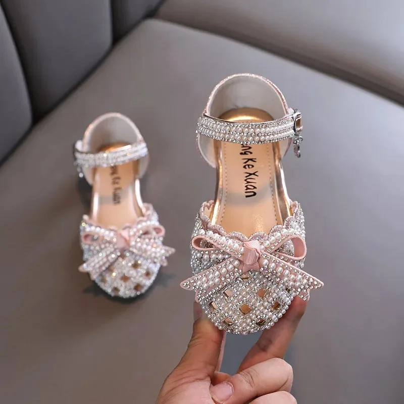 Children Autumn Rhinestone Bow Velcro Leather Shoes Girls Sequins Pearl Show Dance Shoes Girls Princesses Openwork Single Shoes