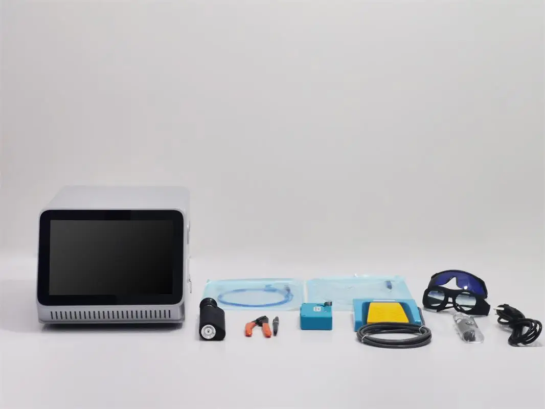 Die 1940-Nanometer-Lasermaschine zur Hautverjüngung und zur Behandlung von Krampfadern verursacht niedrigen Schmerzen und schnelle Erholung