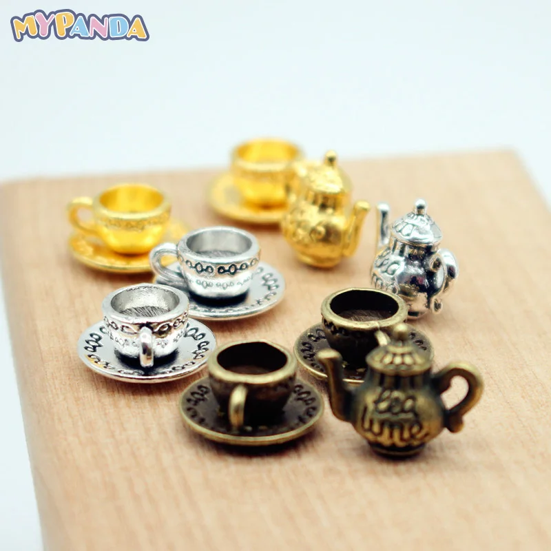 

3Pcs/Set 1:12 Dollhouse Miniature Tea Set Metal Teapot Coffee Pot Coffee Cup Set Kitchen Model Decor Toy Dollhouse Accessories