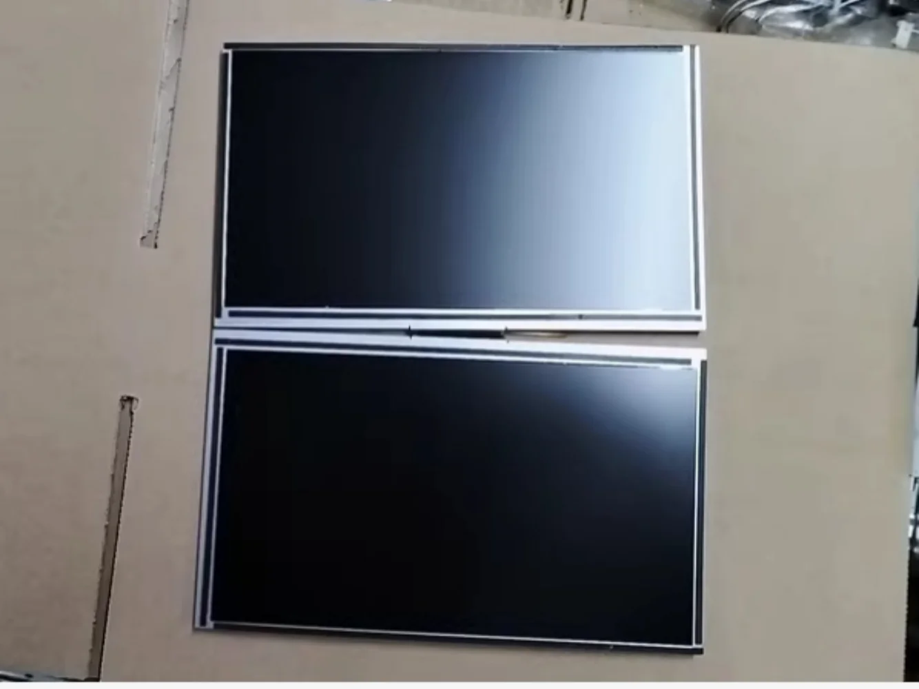 

EJ090NA-03A LCD display screen