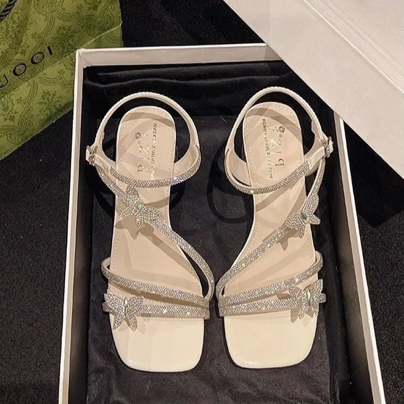 صنادل نسائية موديل 2025 بكعب عريض جديد للفتيات للربيع مكتنزة ريترو عالية الراحة موضة حجر الراين فضائح السيدات مضخات كريستال #6