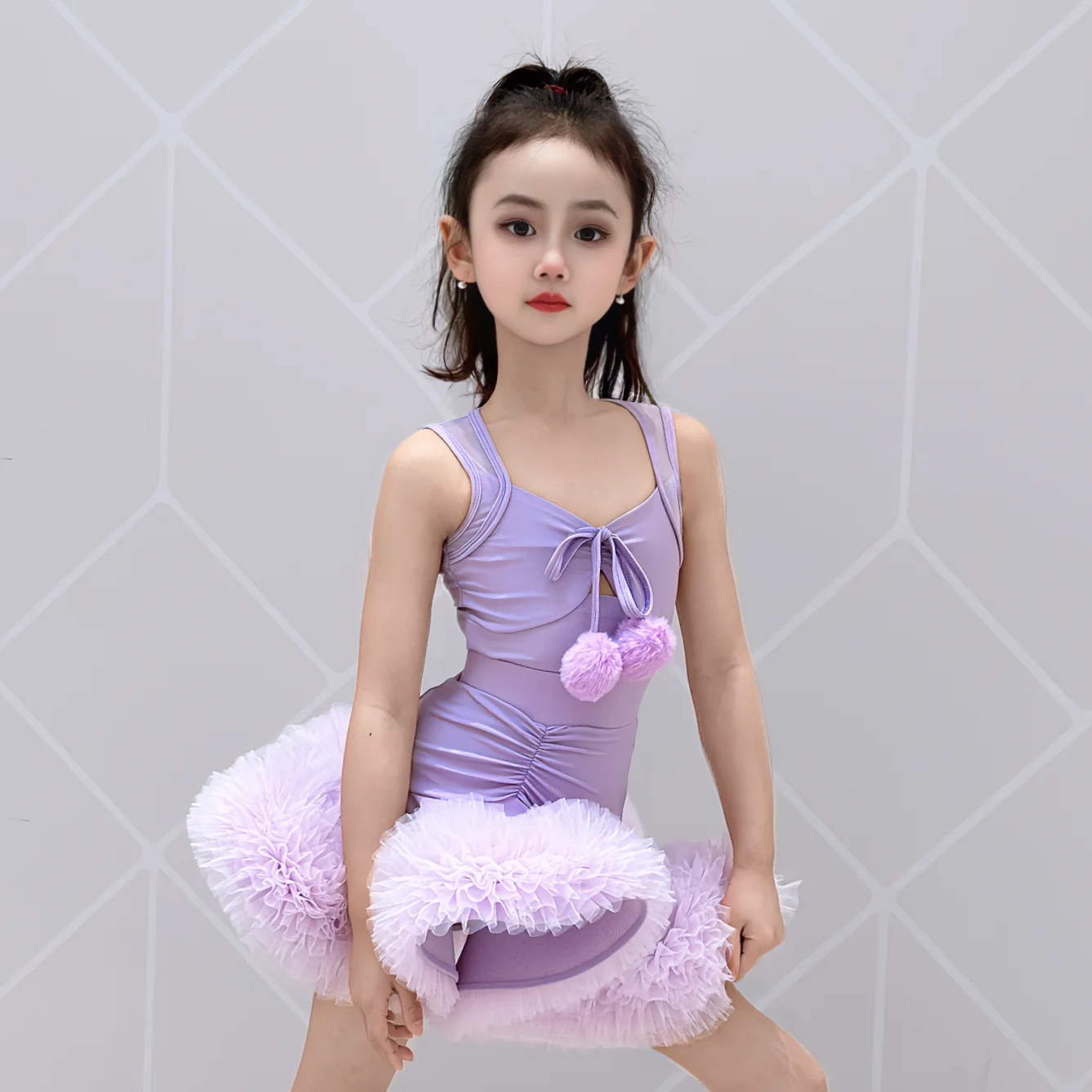

2025 Girls Latin Dance Competition Dress Purple Fluffy Dress Summer Kids Cha Cha Rumba Samba Dance Performance Costume DNV23643
