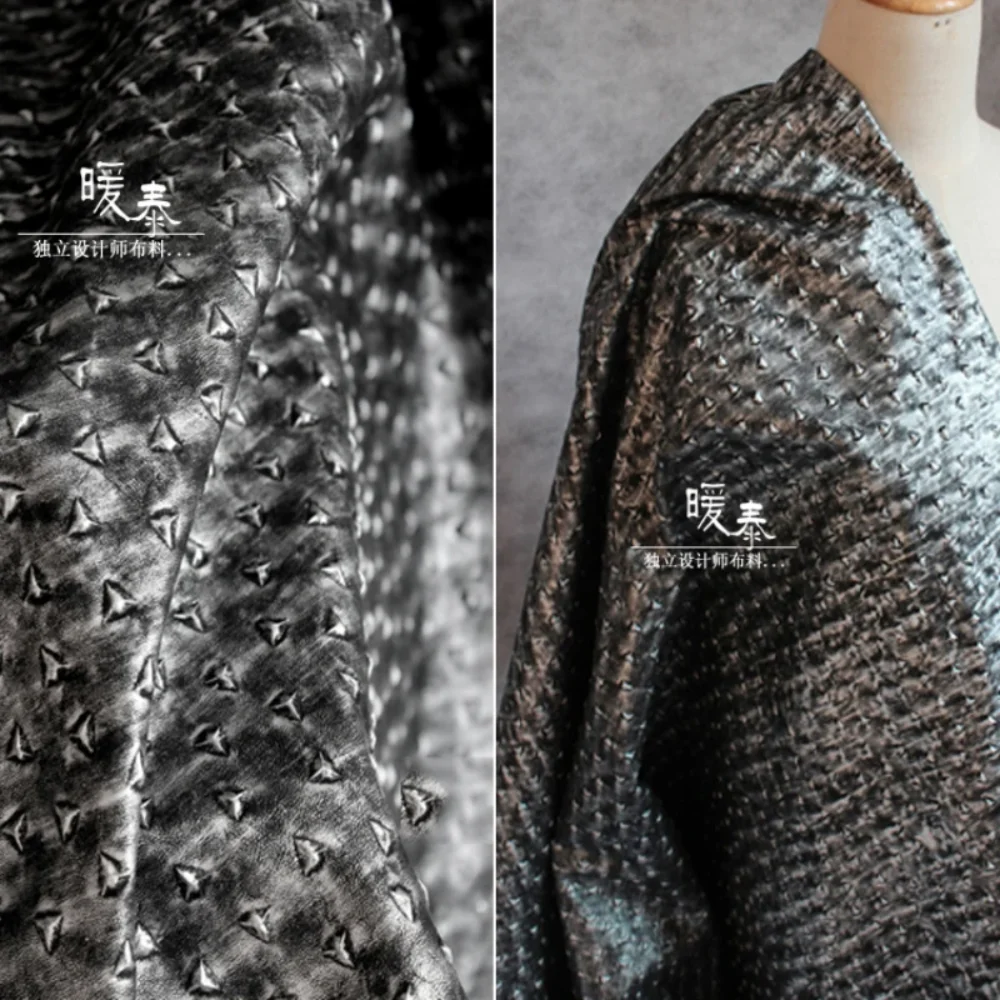 

Кожаная ткань Яркий серебряный фон Модельер Креативная одежда Швейная ткань Метры Материал «сделай сам»