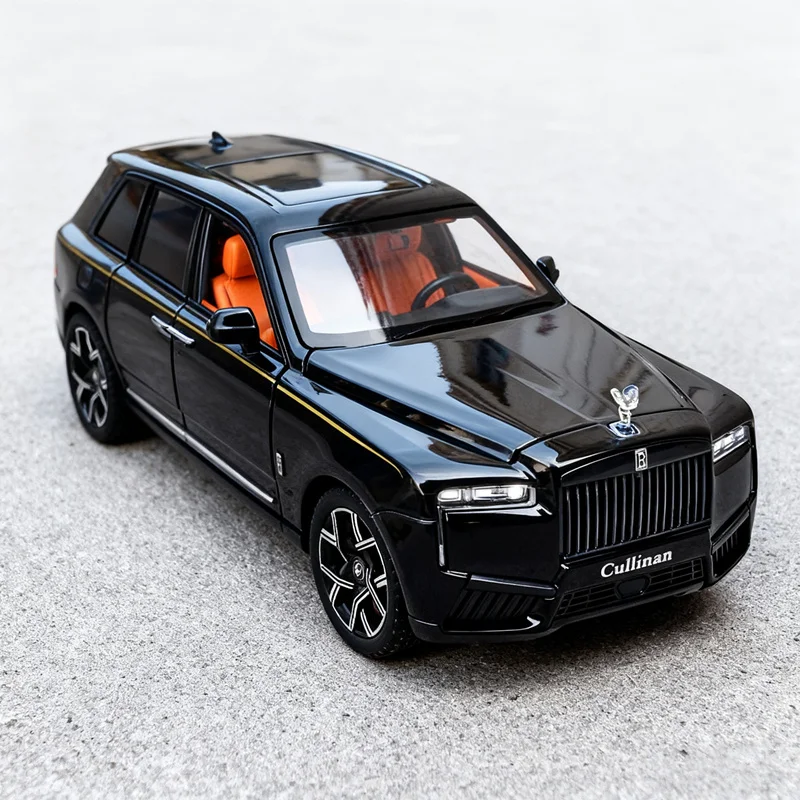 

1/32 2025 Rolls Royce SUV Cullinan, роскошная модель автомобиля из сплава, литая под давлением металлическая игрушка, модель внедорожника, звук и свет, подарок для детей