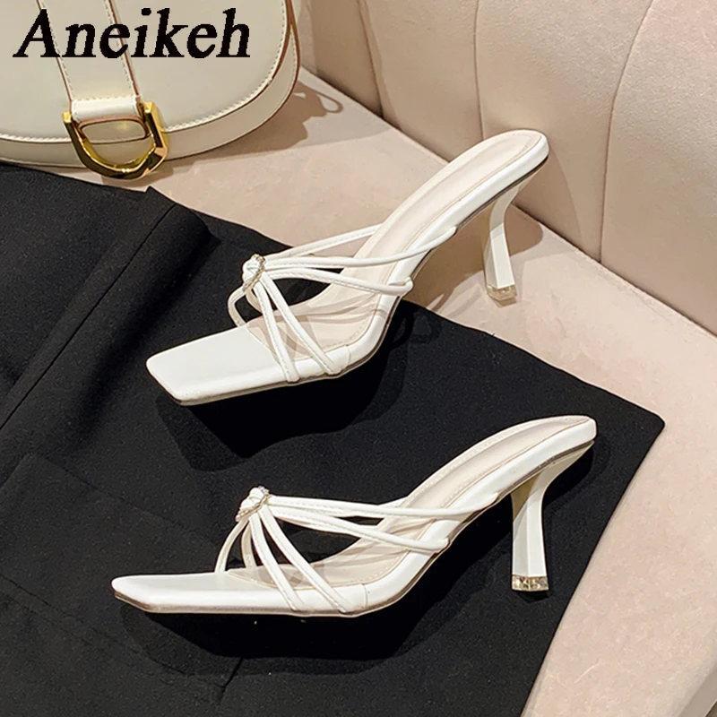 Aneikeh2024 modna elegancka dekoracja kryształowa klamra Slim High HeelsWomen letnia kwadratowa głowa PU wąskie paski sandały imprezowa sukienka