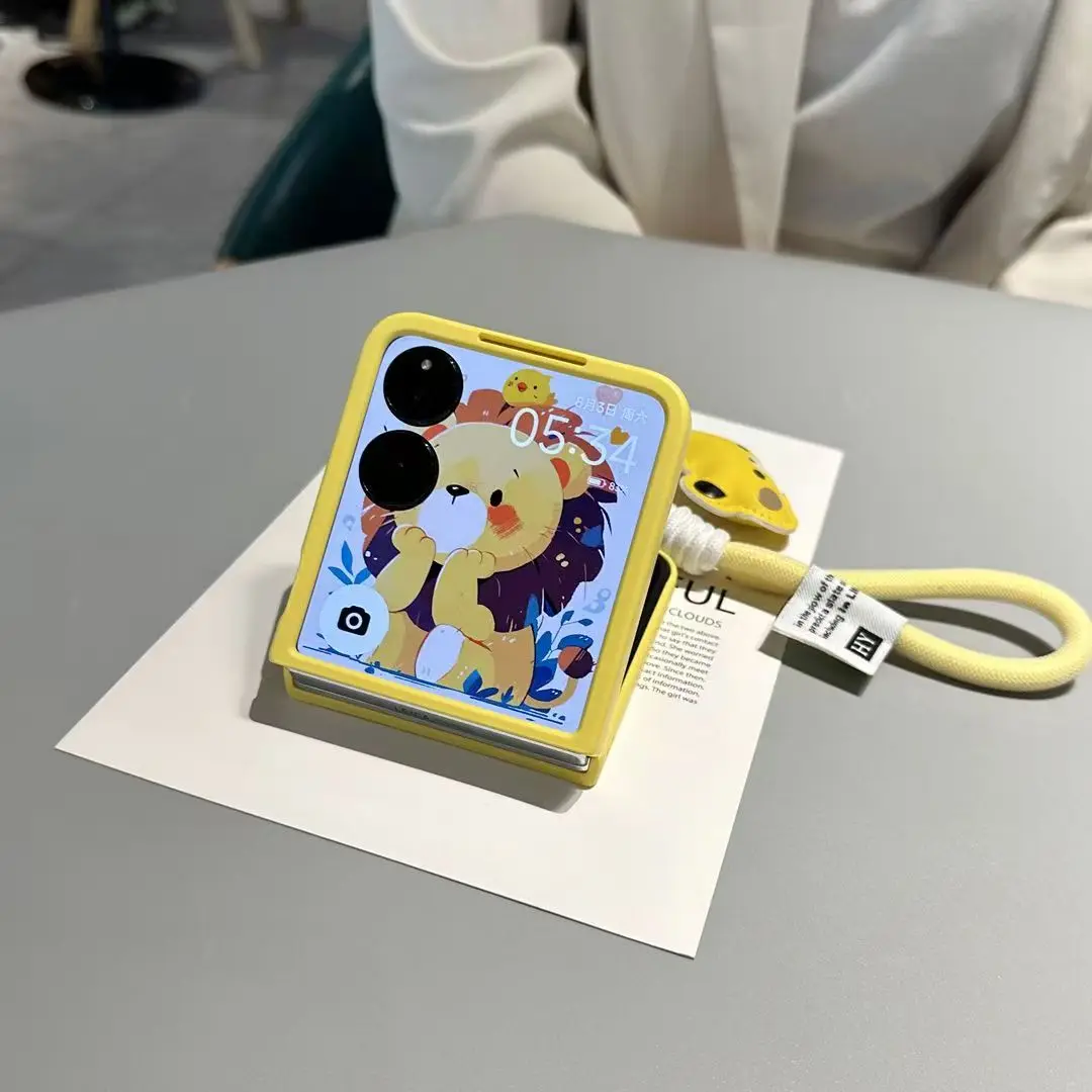 Fashion Kawwii Funny Bear Head Hand Strap Phone Case for Xiaomi Mix Flip 2 MIX FLIP2 for Xiaomi Mi Mix Flip Shockproof Cover