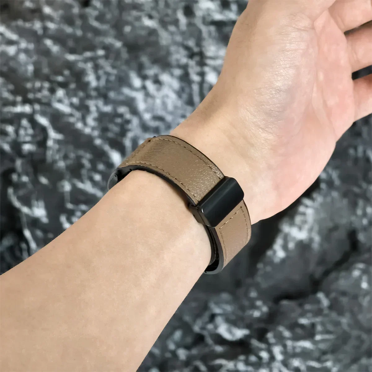 Магнитный кожаный + силиконовый ремешок для Apple Watch Band Ultra 2 49 мм 45 мм 46 мм 44 мм Браслет для iWatch Series 10 9 8 7 6 SE 5 4