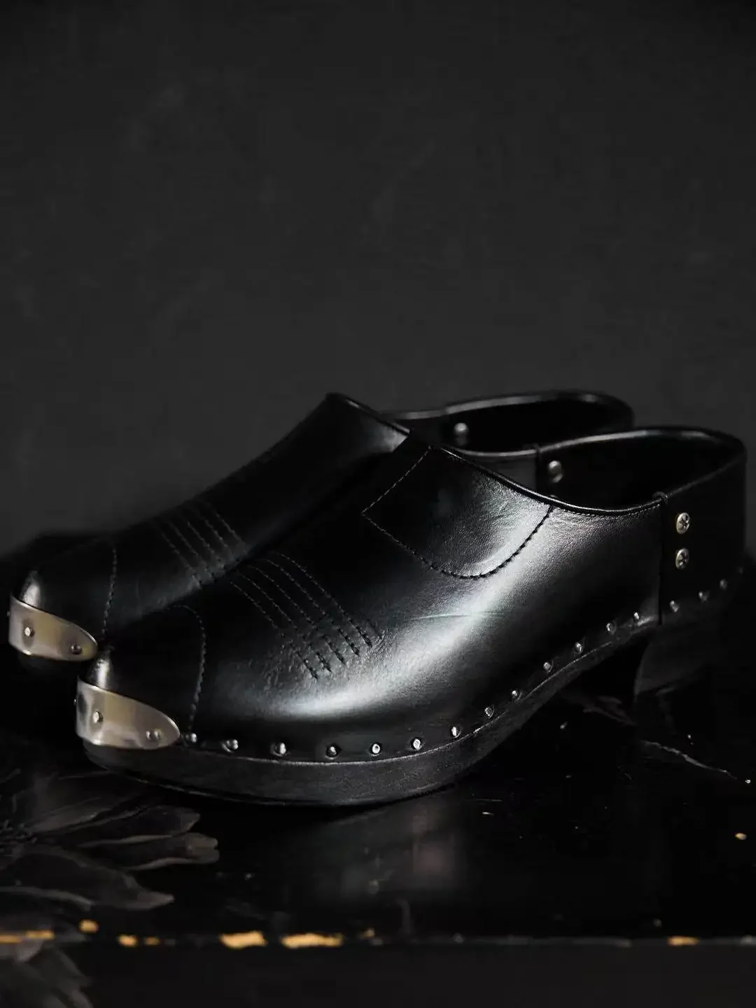 ER/D imported tree paste bark cross rivet hand stitching loafer iron head clogs shoes