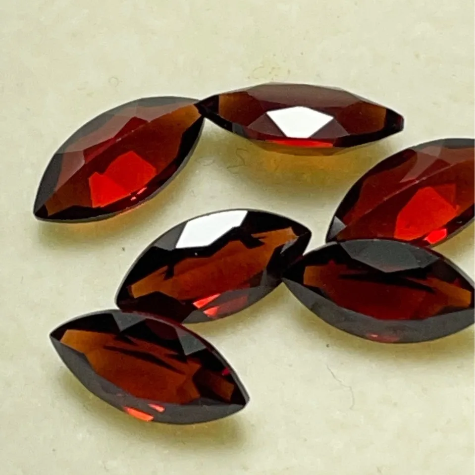 Factory Wholesale 100% Real Natural Marquise Shape Red Garnet Gemstone Loose Gems Diy Material for Jewelry