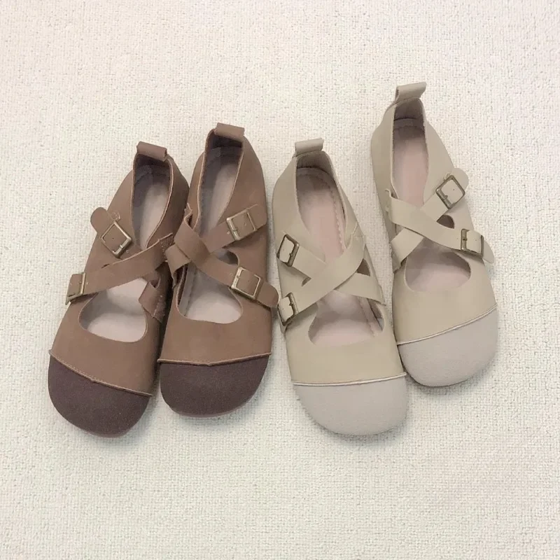 

Женские лоферы с перекрестным ремешком и пряжкой, туфли на плоской подошве, повседневная уличная одежда из мягкой кожи, джинсовая обувь Мэри с круглым носком, весенне-осенняя обувь