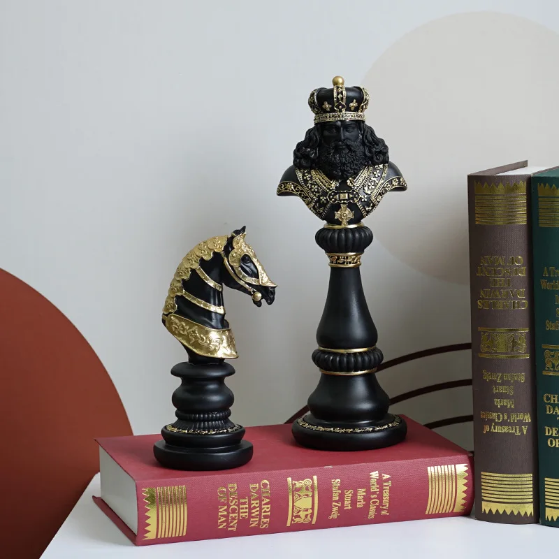 

Resin Retro International Chess Figurine for Interior King Knight Sculpture Home Desktop Decor Living Room Decoration
