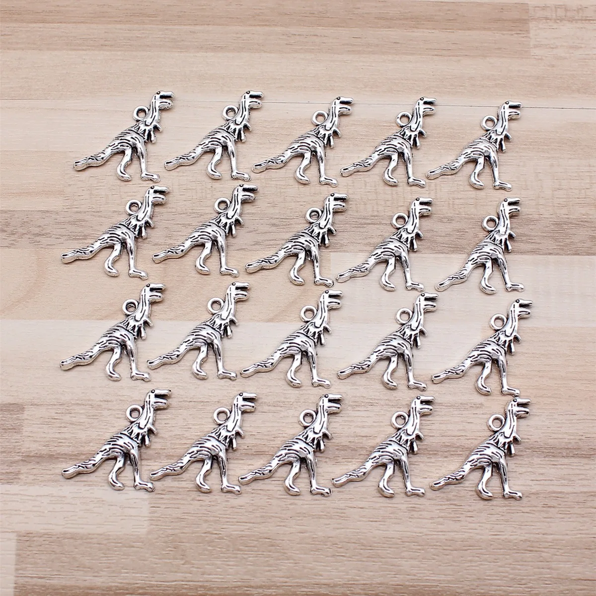 IFOCUS 20 Stück/Lot Dinosaurier-Charms für DIY-Schmuckherstellung, Zinklegierung, 19 x 22 mm/0,75 x 0,87 Zoll