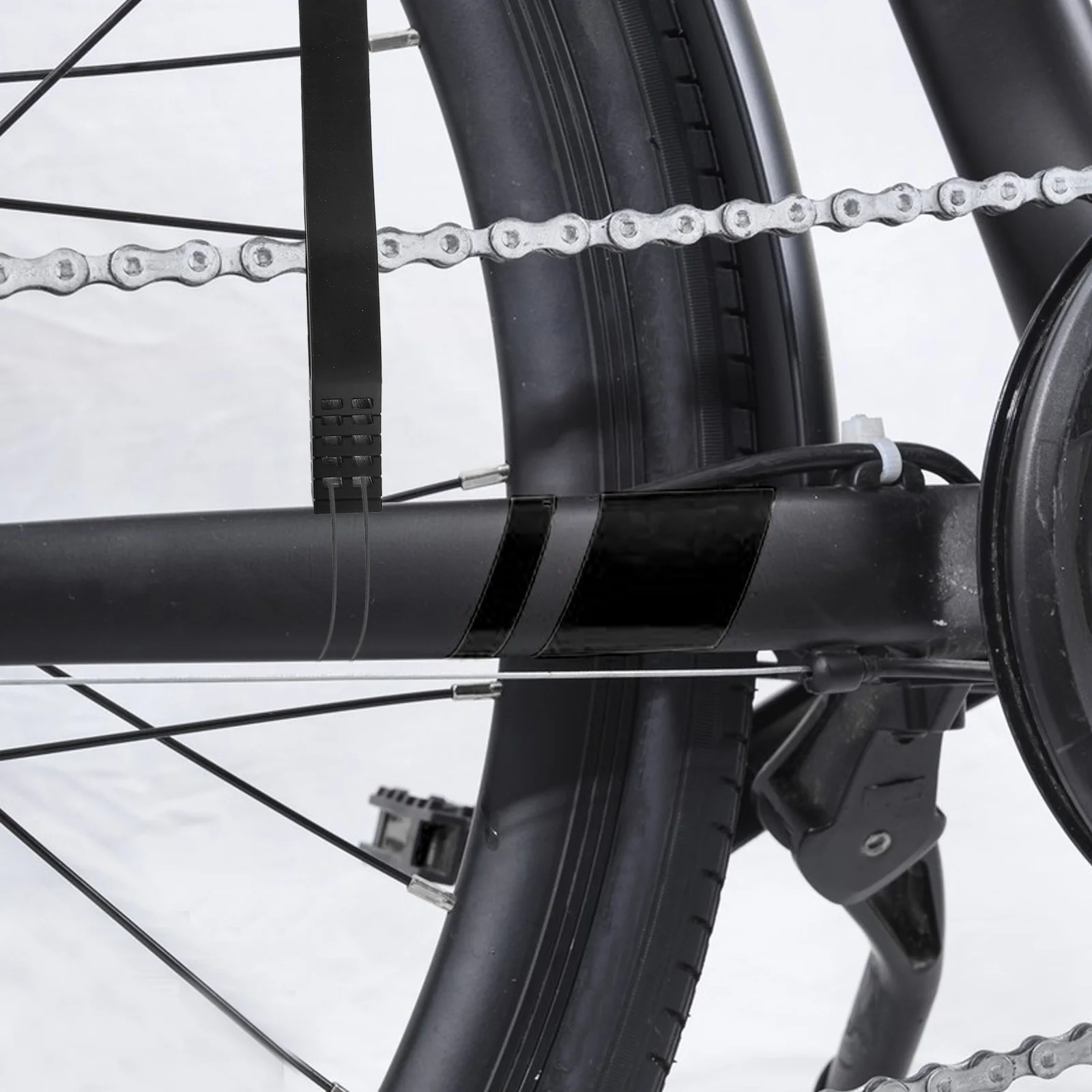 

1Pair Bicycle Chain Guard Stylish Protection Accessory for and Road Bikes Longevity Enhancer Bike Chain Protector