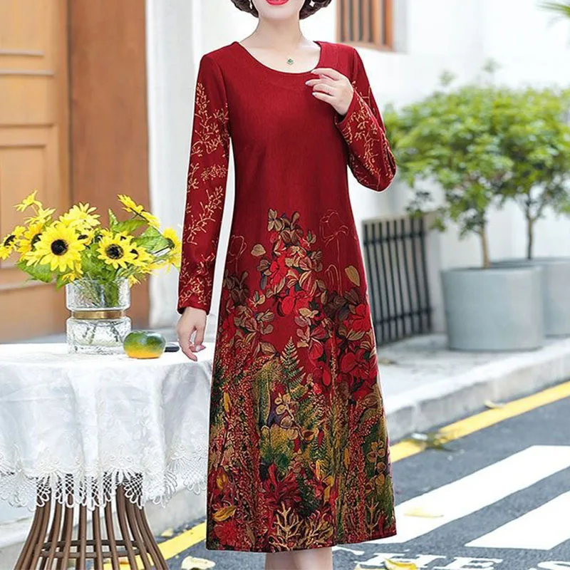 

Middle-aged Elderly Women's Long-sleeved Dress Autumn Bottoming Middle-aged Mother's Dress Loose Noble Temperament Dresses