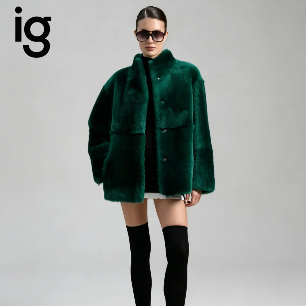 IG 2026 Lady's New Winter Solid Color Single-Piece Leather Fur Coat: Comfortable and Warm, High-Quality for Outdoor Commuting