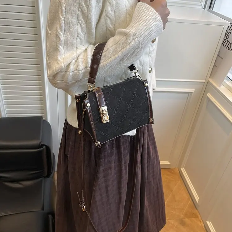 

2026 New Women's Large Capacity Work Tote, Spacious Multi-functional Shoulder Bag with Inner Pocket, Lightweight Commuter Purse