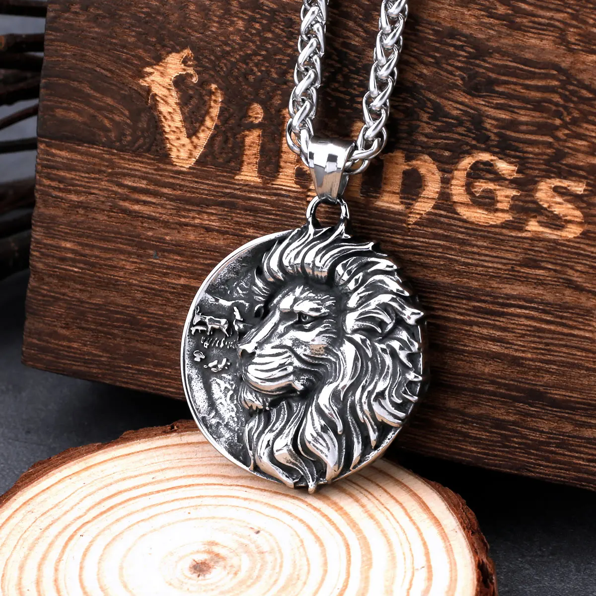 Nordic Vikings Lion Necklace Men\'s Stainless Steel Punk Biker Fashion Vintage Pendant Necklace Hip Hop Chain Animal Jewelry Gift