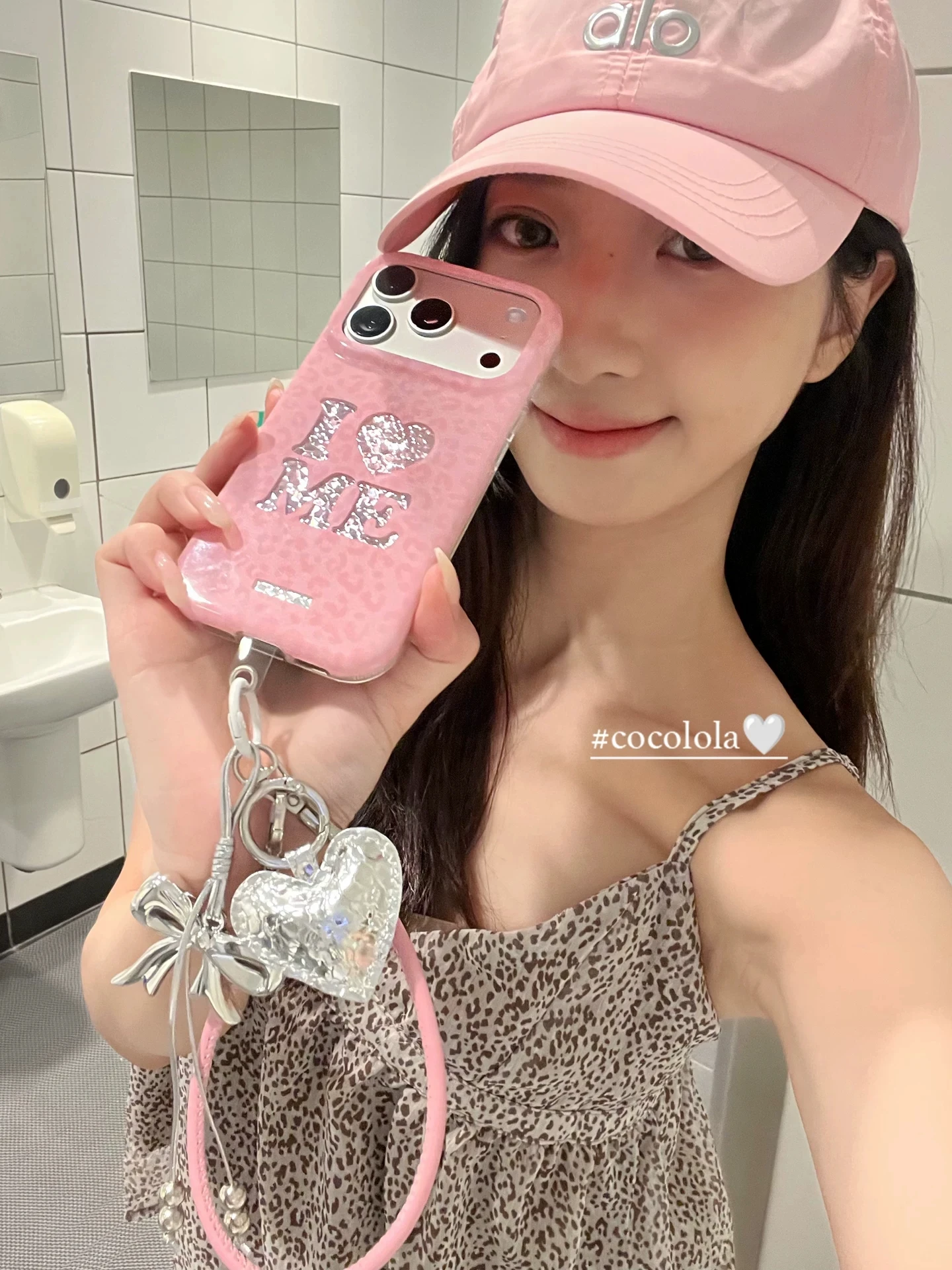 Y2K Sweet Cool Girl Pink Leopard Pattern Transparent Phone Case For iPhone 18 17 16 15 14 13 12 11 Pro Max Plus Mini 17air Cover view 3
