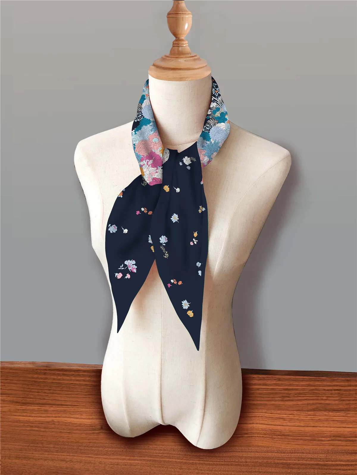 Versatile Diamond Silk Scarf, Animal Flower Horse Twill Decoration Streamer Temperament Small Scarf, Silk Scarf