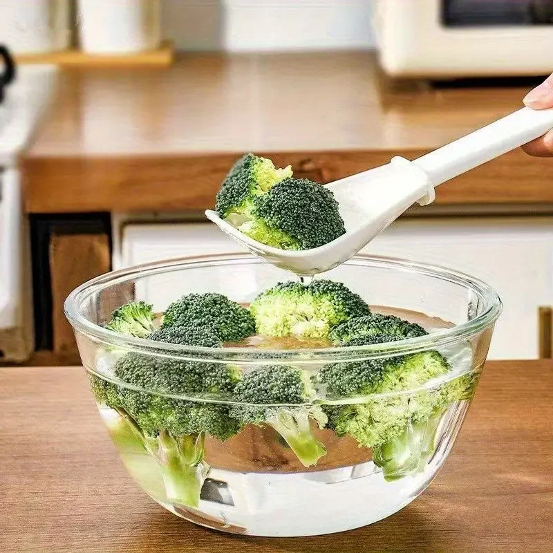 1pc White Plastic Draining Spoon Multi Functional Potato Masher Vegetable Washing Draining Rice Spoon Kitchen Accessories