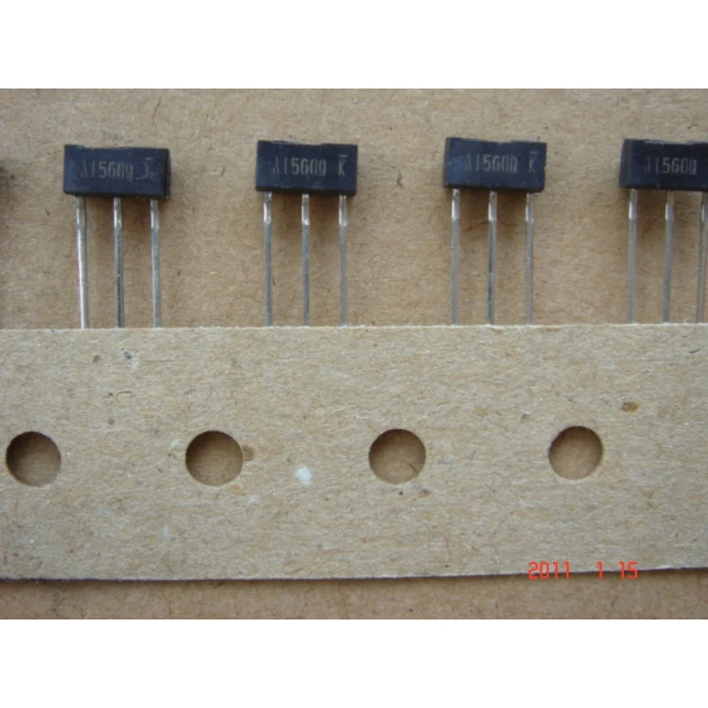 50pcs/lot A1560Q 2SA1560Q TO-92 transistor brand new original stock