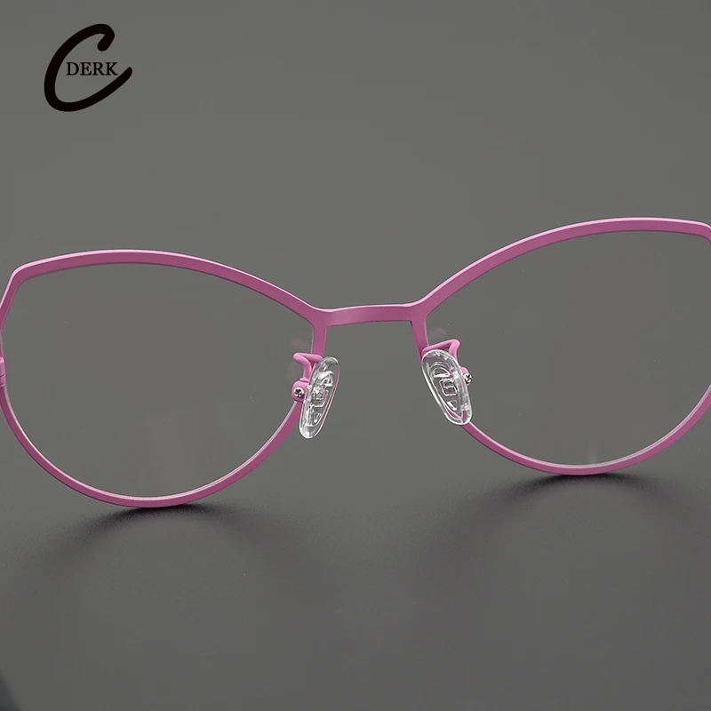 Ultralight titanium glasses frame men's and women's cat-eye small frame optical glasses Designer luxury brand prescription glass