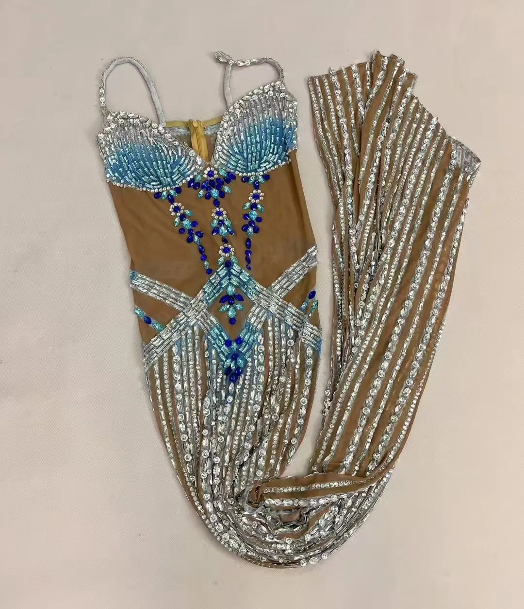 Robe longue à bretelles en maille avec biscuits brillants pour femmes, robe de luxe élégante, fente haute, robe de Rh, tapis rouge, séance photo, quoi que ce soit