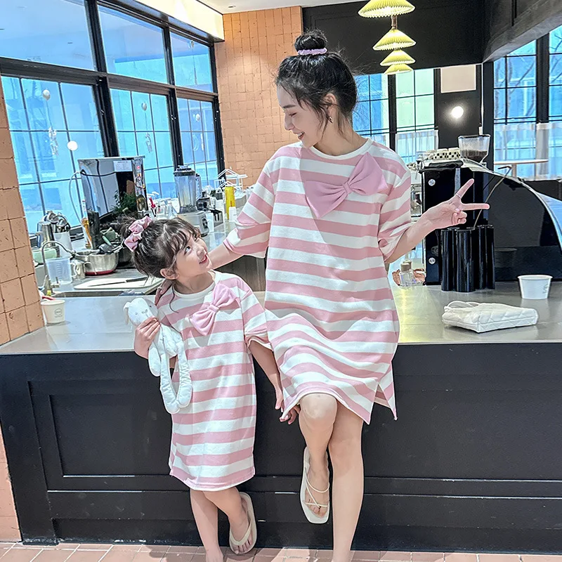 Pink Striped Parent-child Dress for Women's Summer 2023 New Korean Casual Loose Fitting Women's Clothing