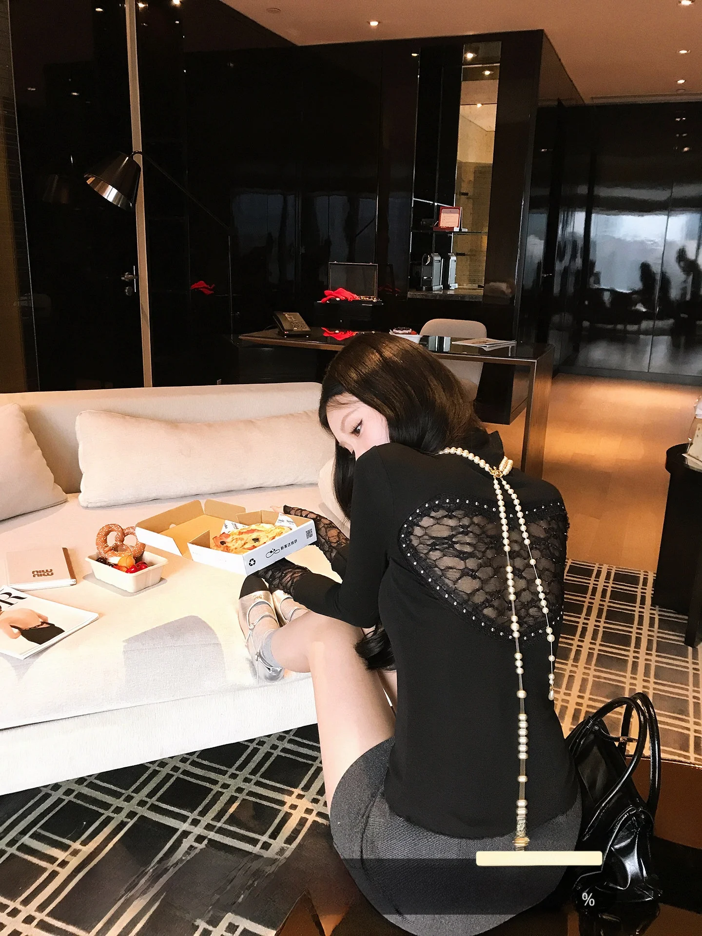 

Женская футболка Pinksoya с кружевным узором и высоким воротником, с длинными рукавами, облегающая, повседневная, дышащая, из смесового хлопка