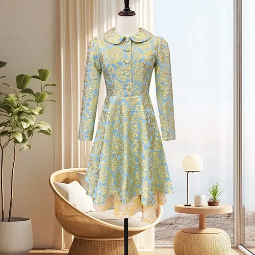 לבוש מסיבה וחופשה