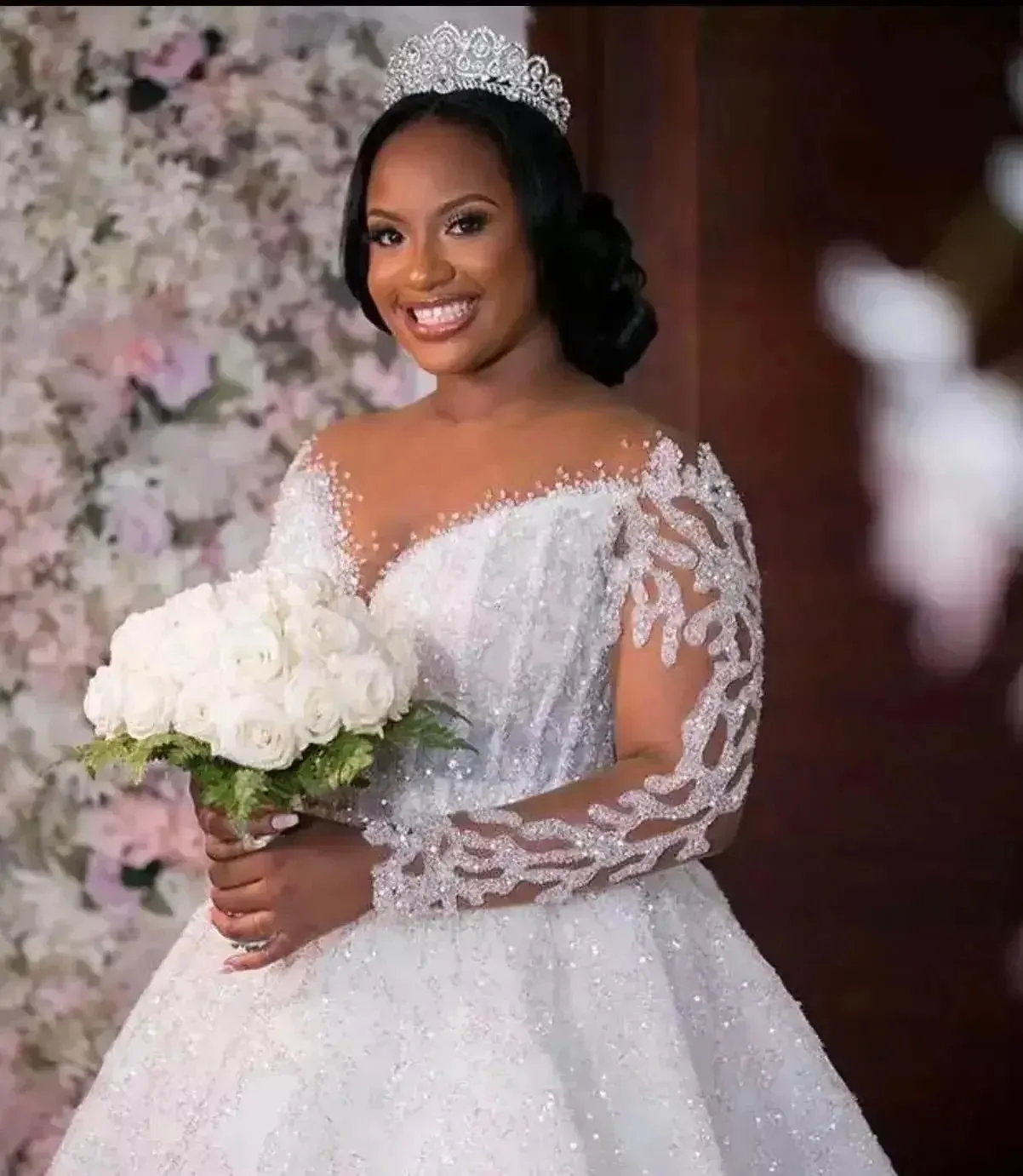 

Customized 2025 Women's Exquisite Glitter Luxury Long Sleeve Dress Wedding Dress Crystal Retro Mermaid Bride Detachable Skirt