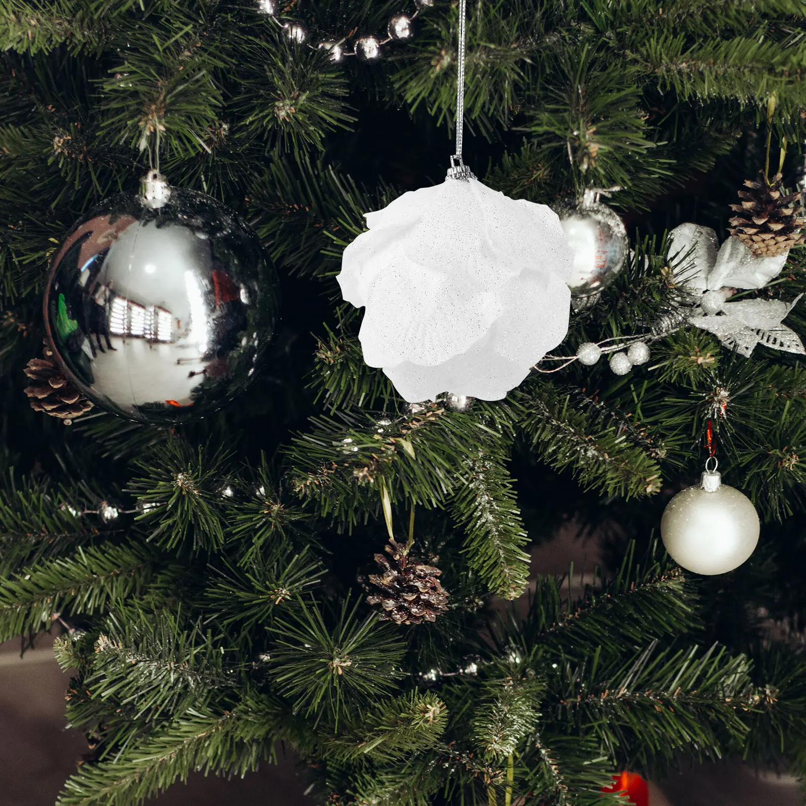 

3Pcs 8CM Christmas Ball naments DIY Xmas Tree Hanging Decorations White Flower Pendant Accessories Holiday Season