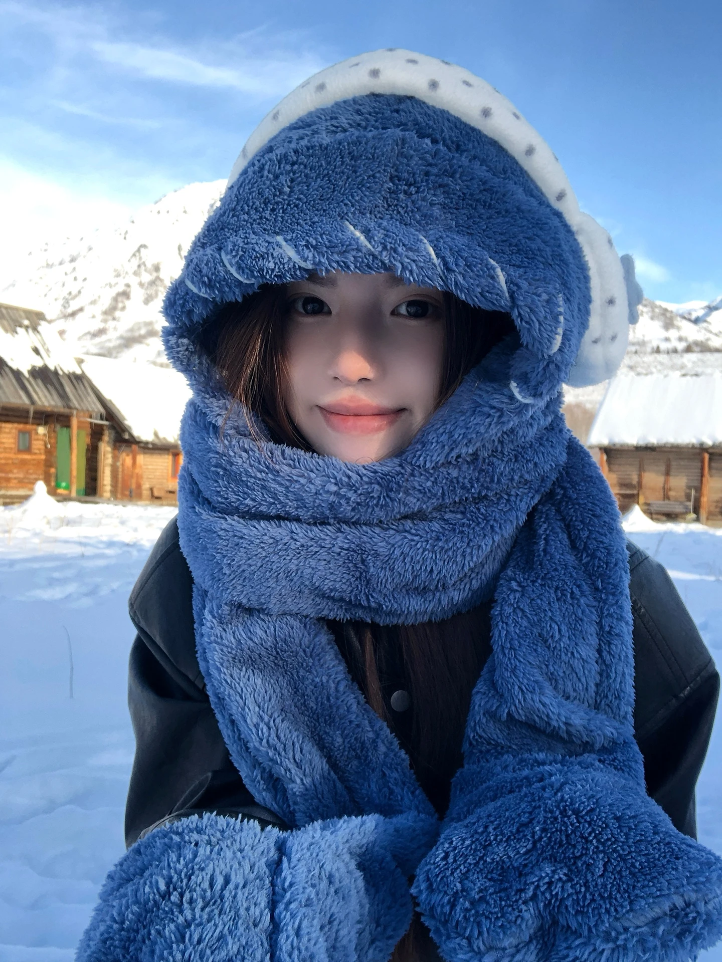 Warmth Stylish Korean Blue Furry Hat Scarf Integrated Women's Winter New Arrival Northeast Cold Resistance Lei Feng Cap