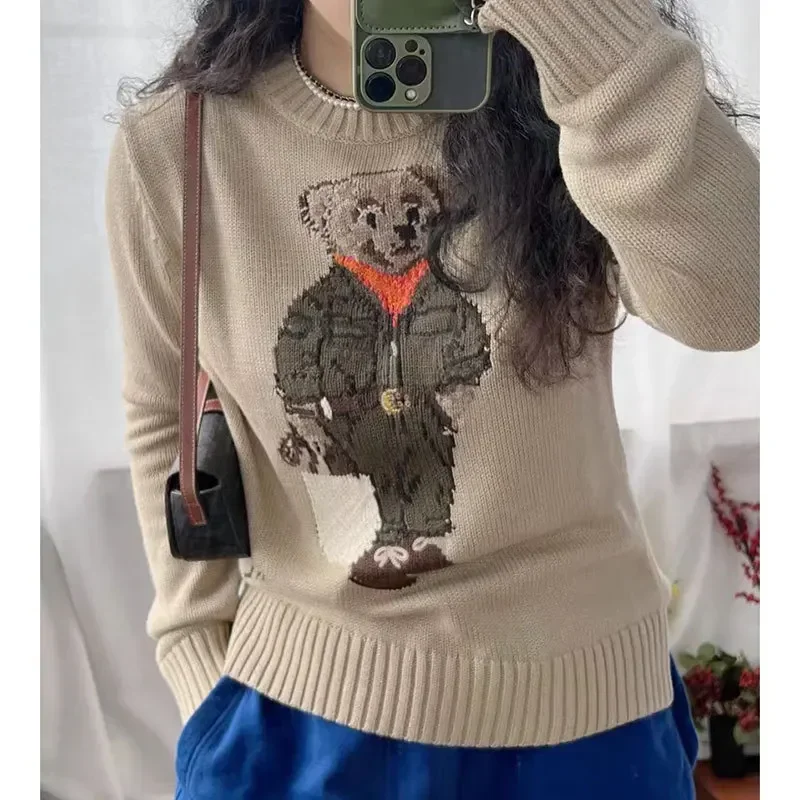 Luxury Bear Pattern Embroidery Knitted Sweater Women\'s Casual Long Sleeve Pullover Round Neck Sweater New Arrival European Style