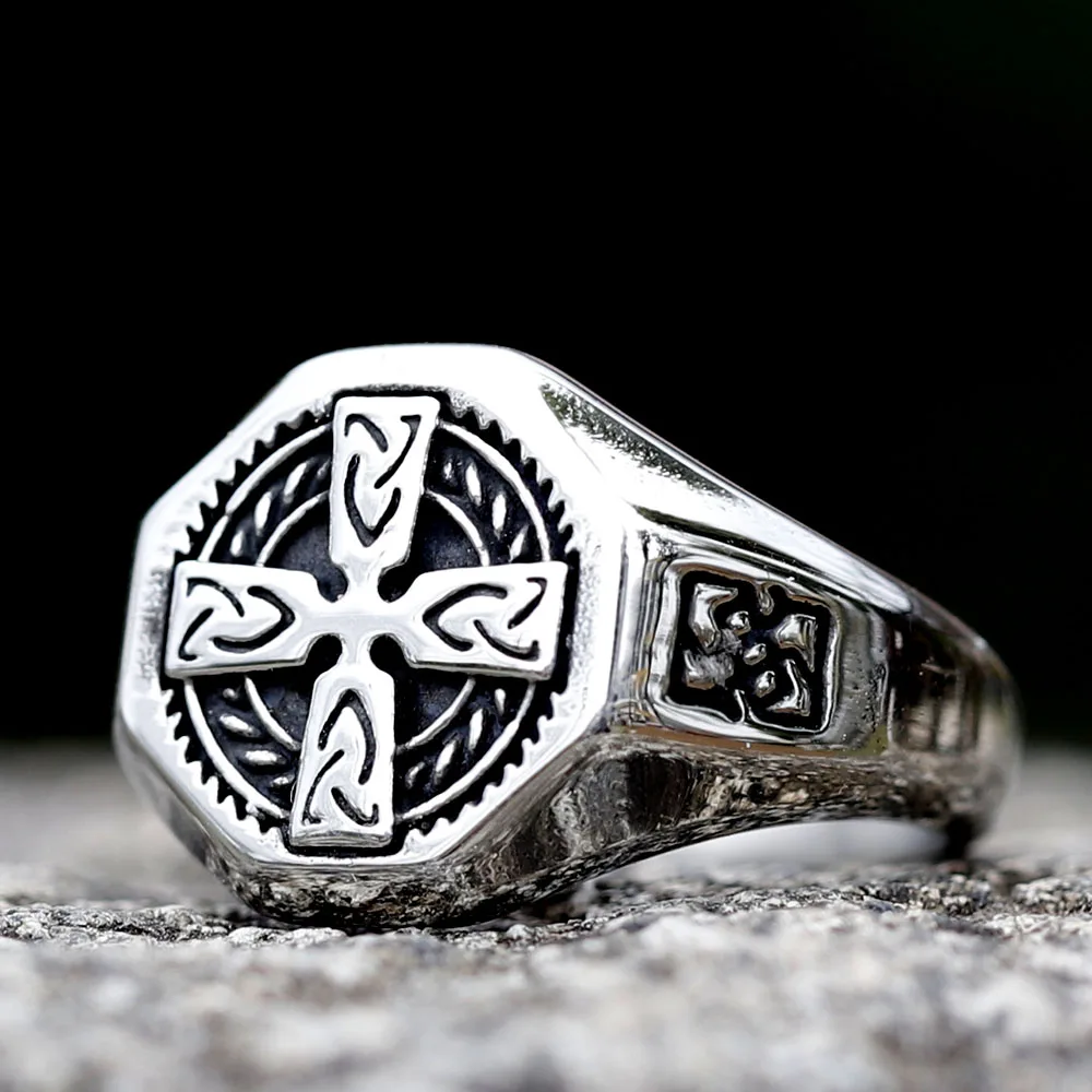 2023 New Creative Design Viking Valknut Celtic Odin Cross Ring Triangularn God Pattern Jewelry free shipping